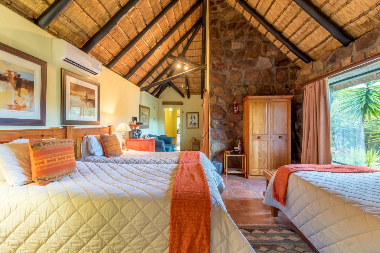 Iketla Lodge Ohrigstad Bagian luar foto