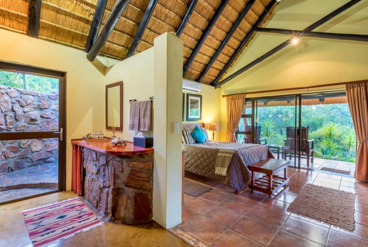 Iketla Lodge Ohrigstad Bagian luar foto